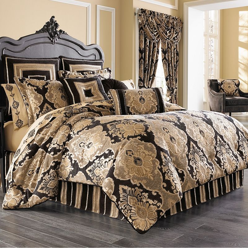 Five Queens Court Brooke 4-piece Comforter Set