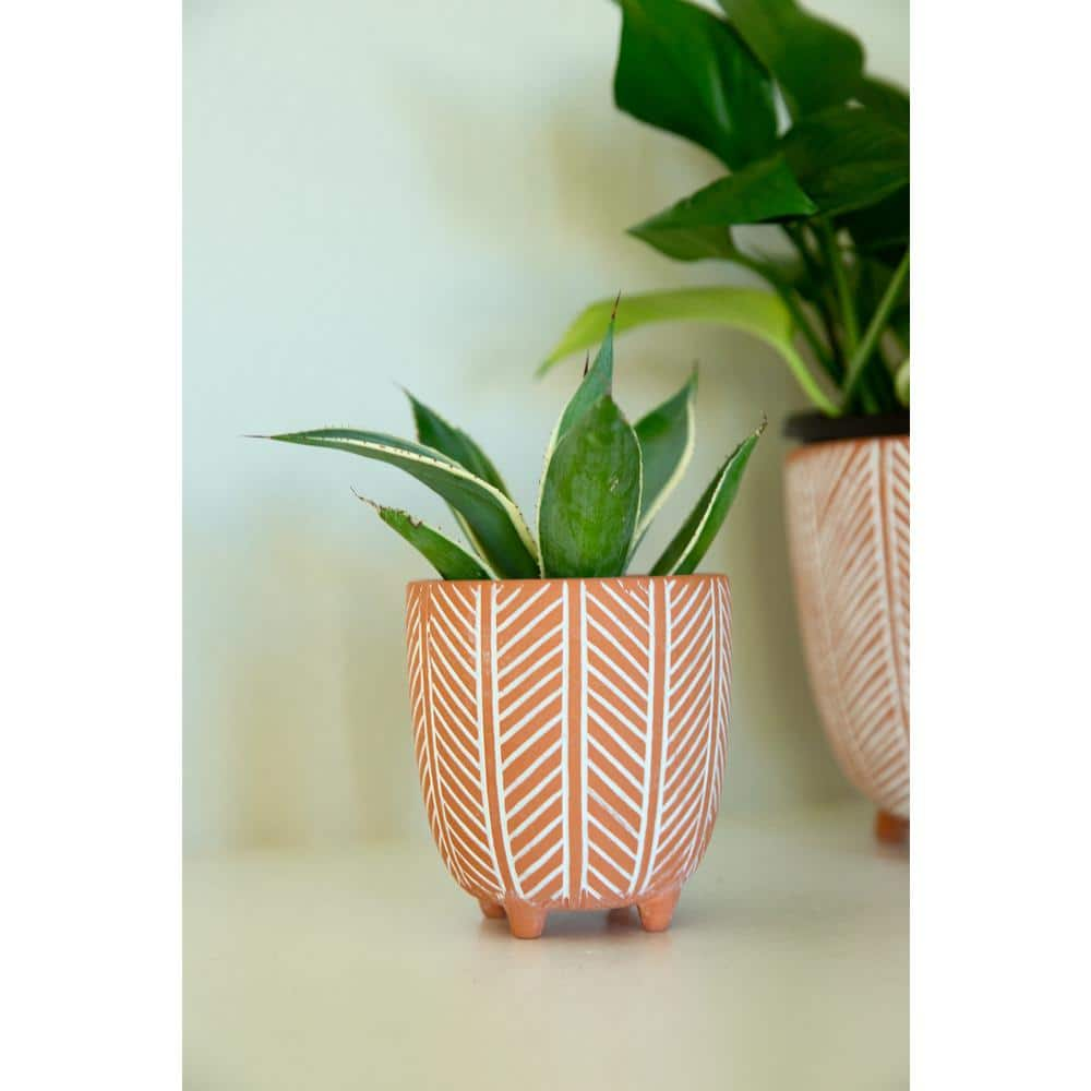 Flora Bunda 6 in. x 4 in. Terracotta Orange Chevron Ceramic Footed Pot (Set of 2) CT837E2-OR