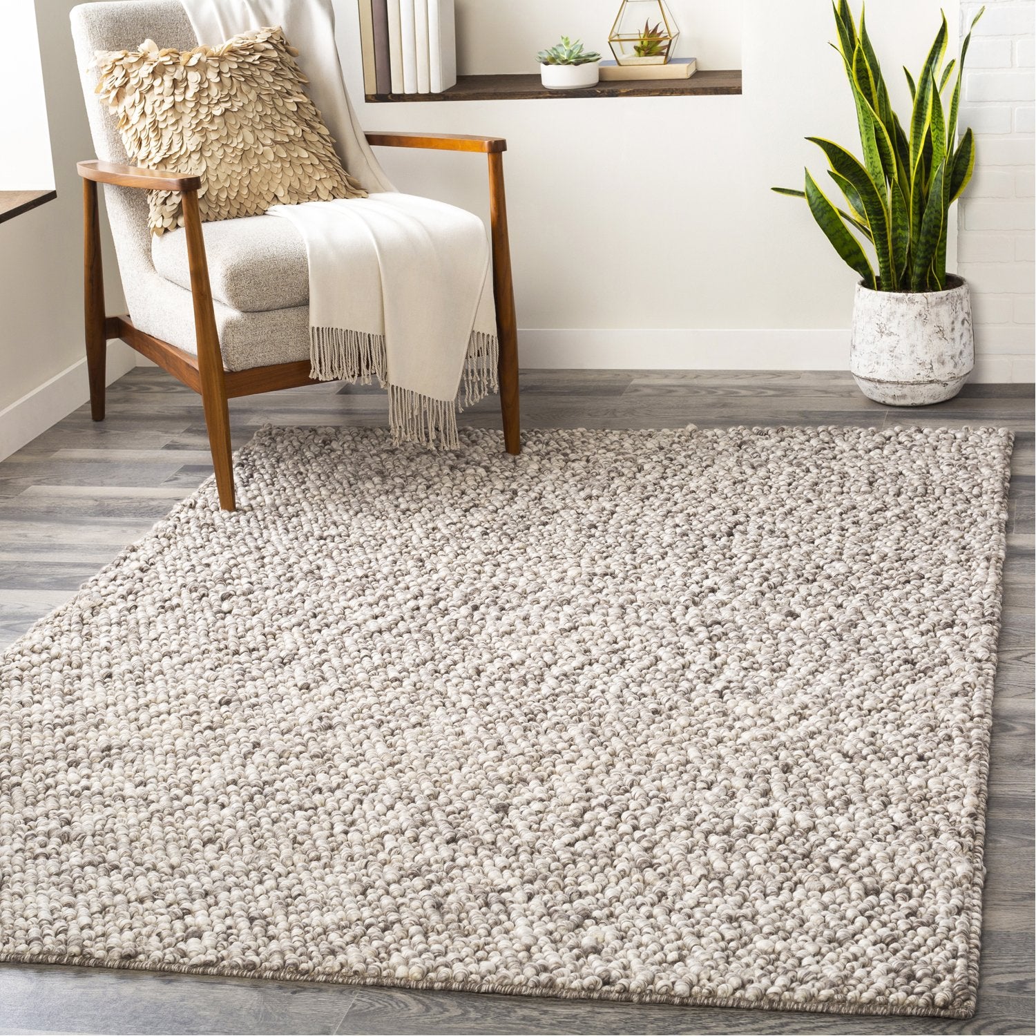 Como Hand Woven Rug in Medium Gray, Ivory