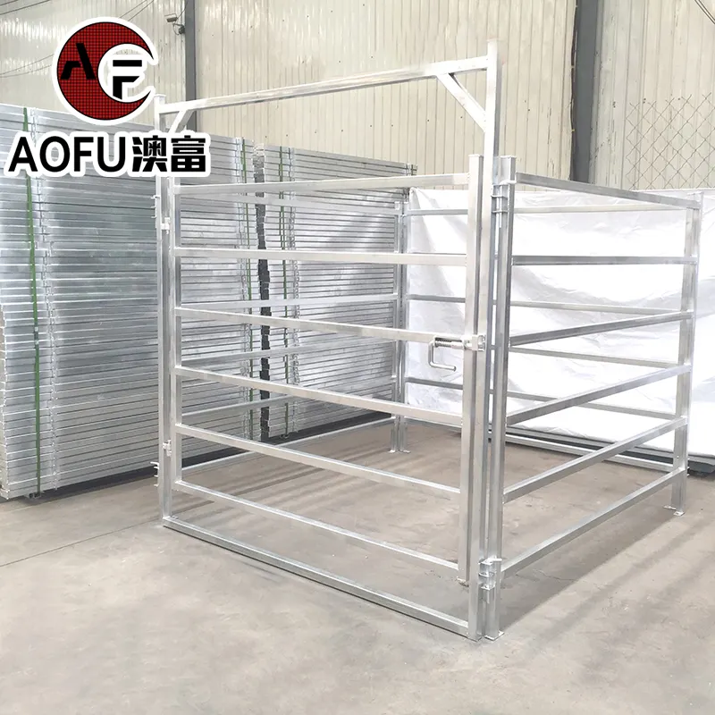 Hot Sale high tensile Grassland fencing hot wire livestock fence building panel supplies metal gate steel cable livestock fence