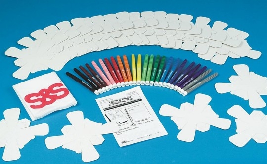 S S Worldwide Color n' Throw Boomerang Craft Kit