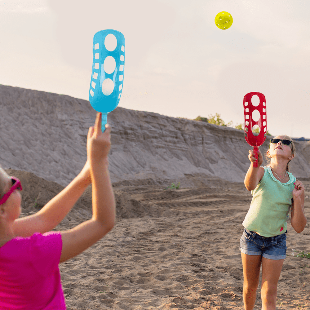 ArtCreativity Scoop and Toss Game Lawn, Includes 2 Scoops and 2 Balls