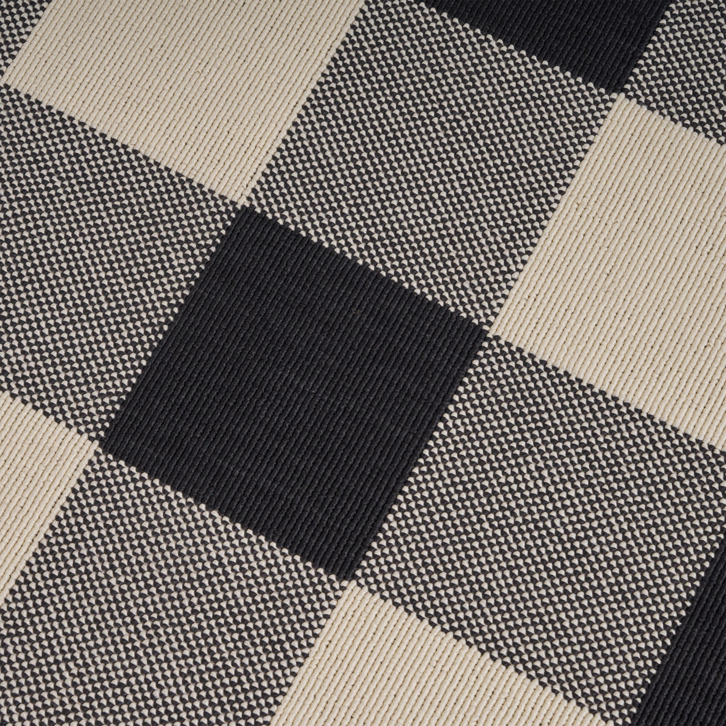 Jessica Outdoor Check Area Rug, Black and Ivory