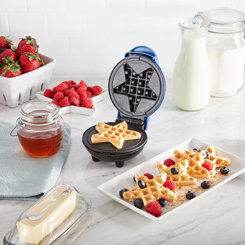 Dash Mini Star Waffle Maker