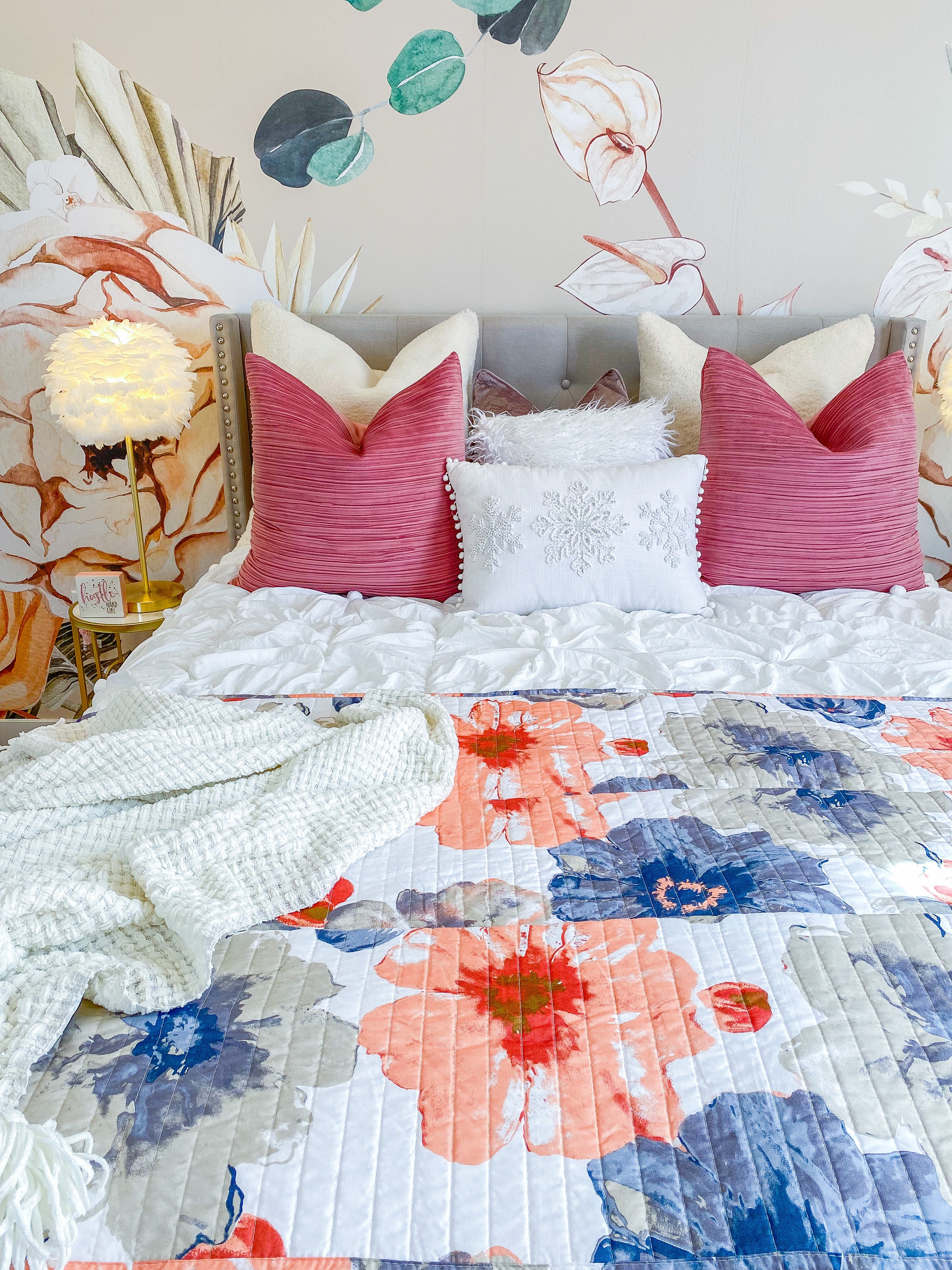 Bedding Bundle: Leah Quilt Set + Bella Comforter - King