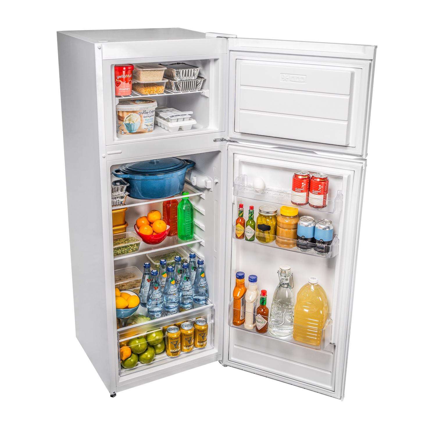 Danby 7.4 ft White Stainless Steel Refrigerator 145 W