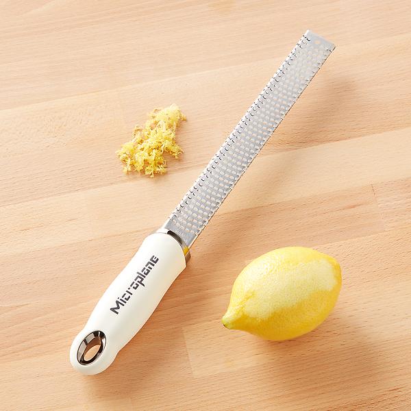 Microplane Premium Classic Series Zester Grater