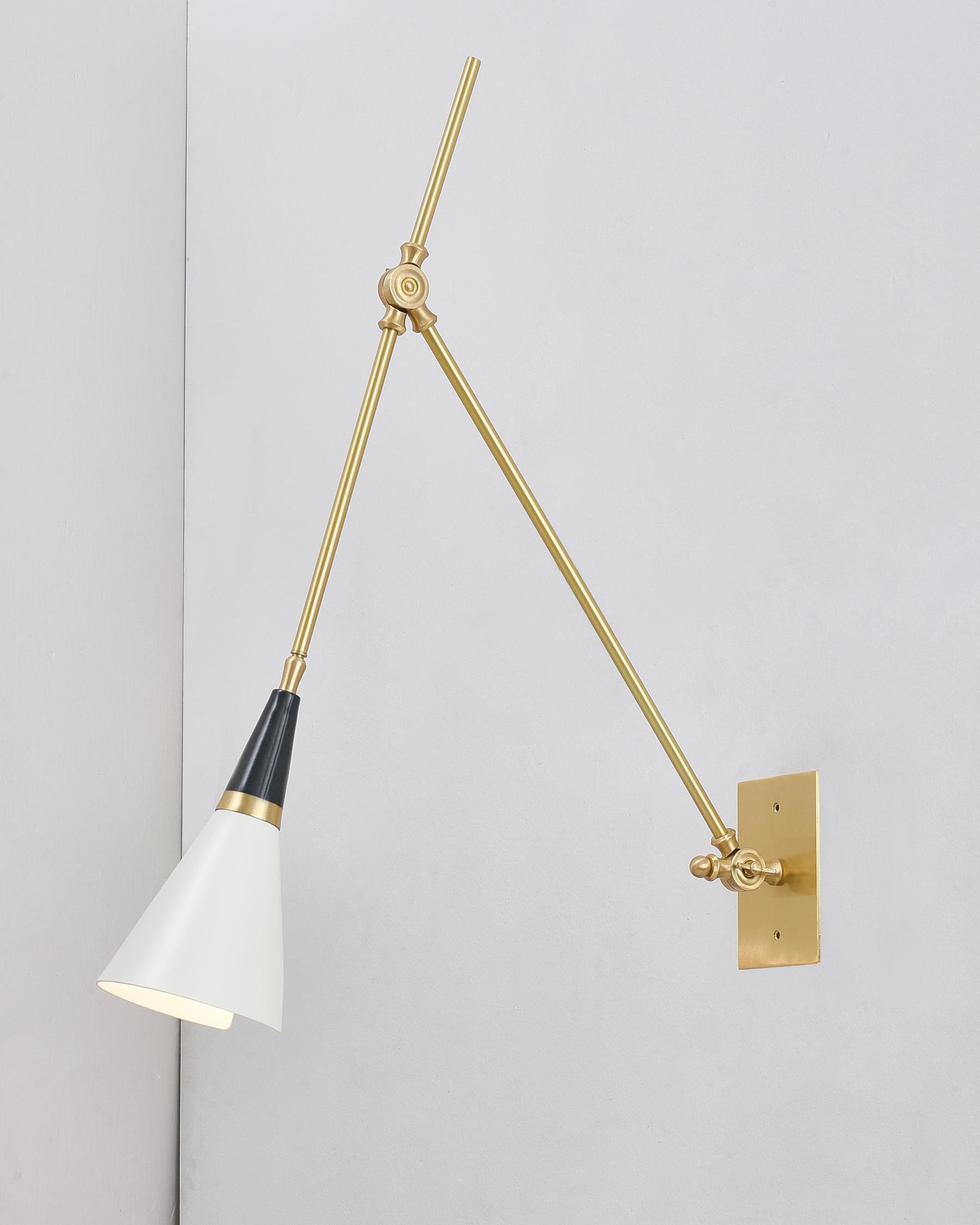 Magari Wall Lamp