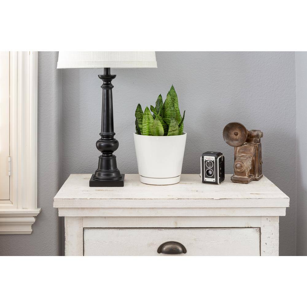 Trendspot 8 in. White Knack Ceramic Planter， Set of 2 ECR01721S-08W