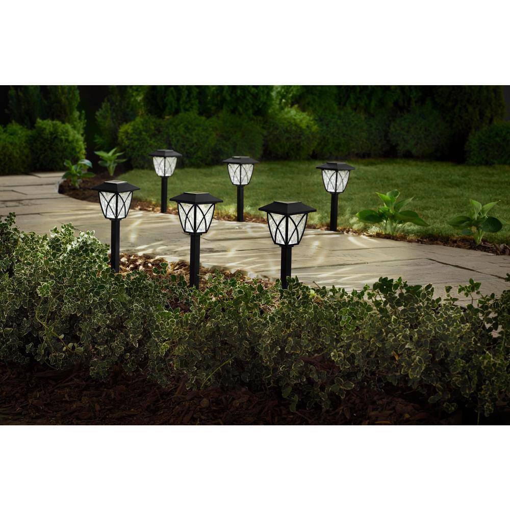 Hampton Bay Cunningham 10 Lumens Solar Black LED Path Light (4-Pack) P3100-01-06