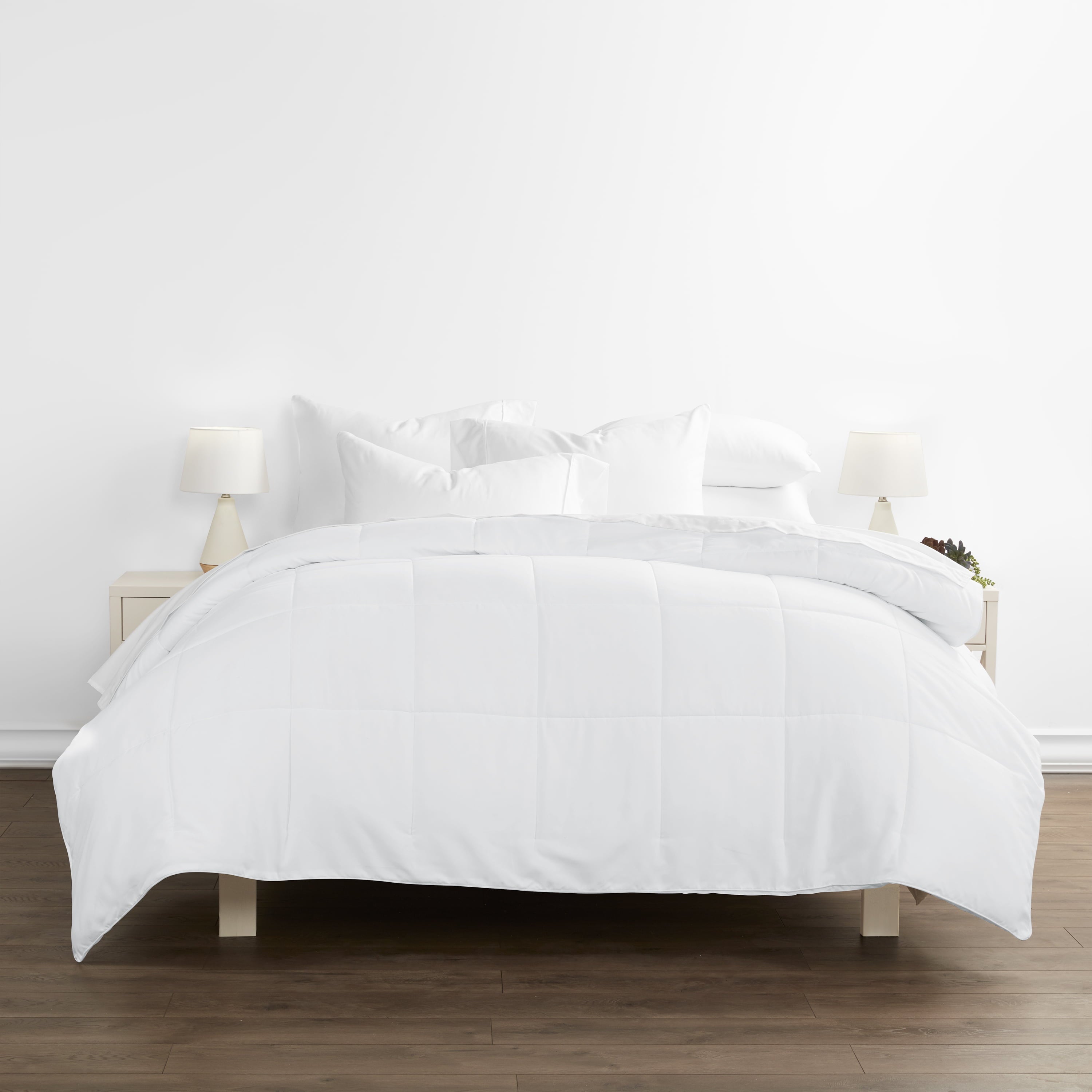 White All Season Alternative Down Solid Comforter， Twin/Twin XL， by Noble Linens