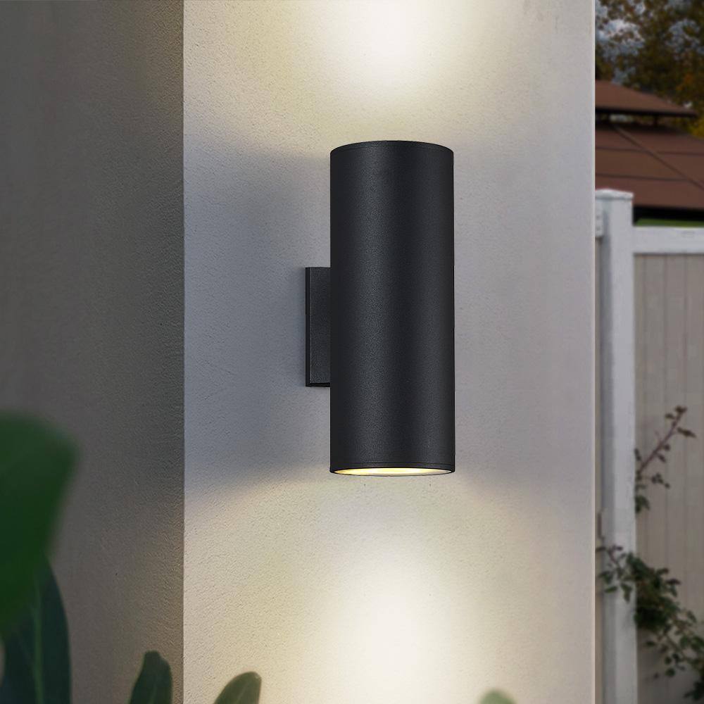 TRUE FINE Wolfgang 11 in. Black LED 18-Watt Outdoor Wall Lantern Sconce with Up-Down Light TD60005W