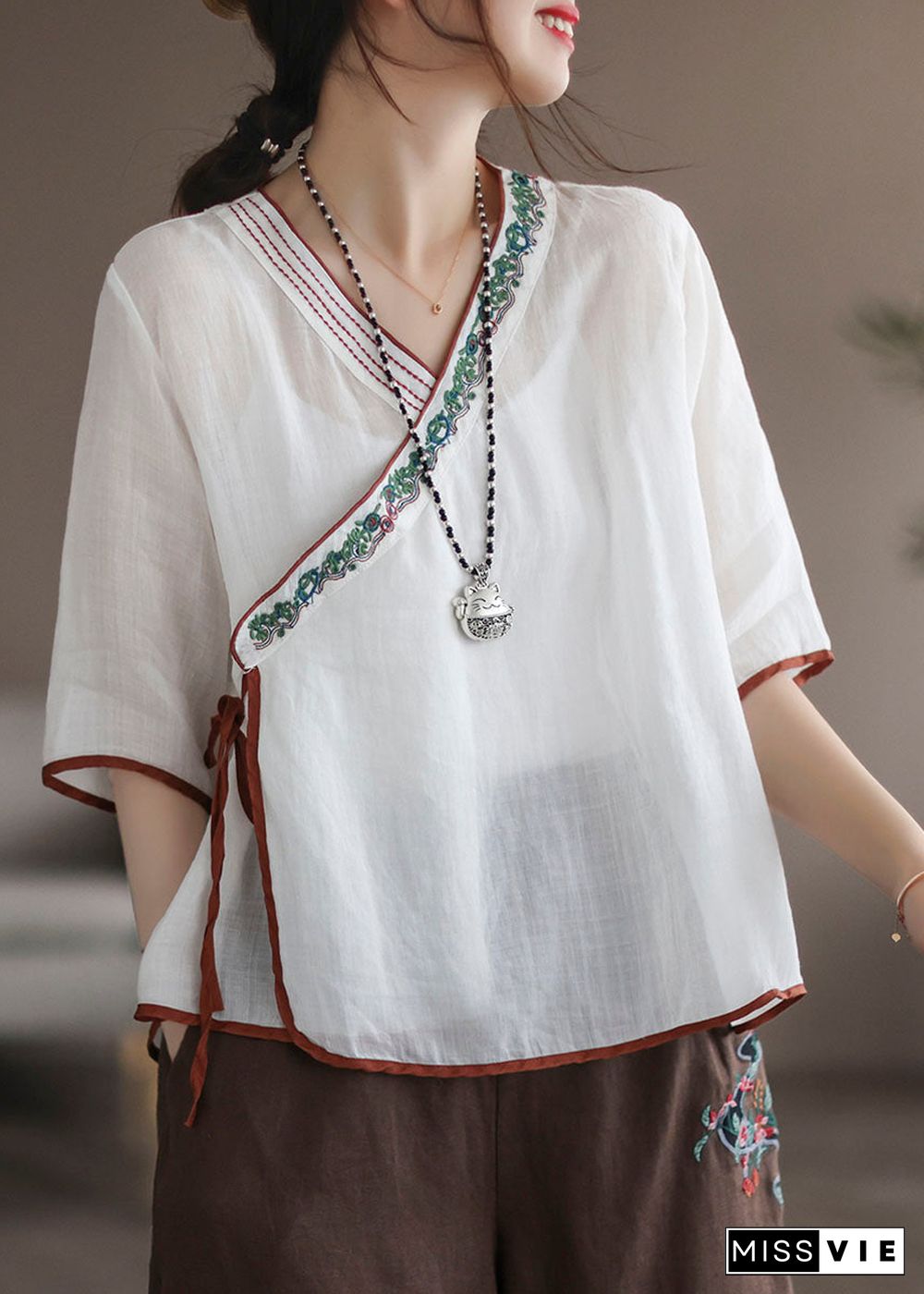 White Patchwork Linen Shirt Embroideried Lace Up Half Sleeve