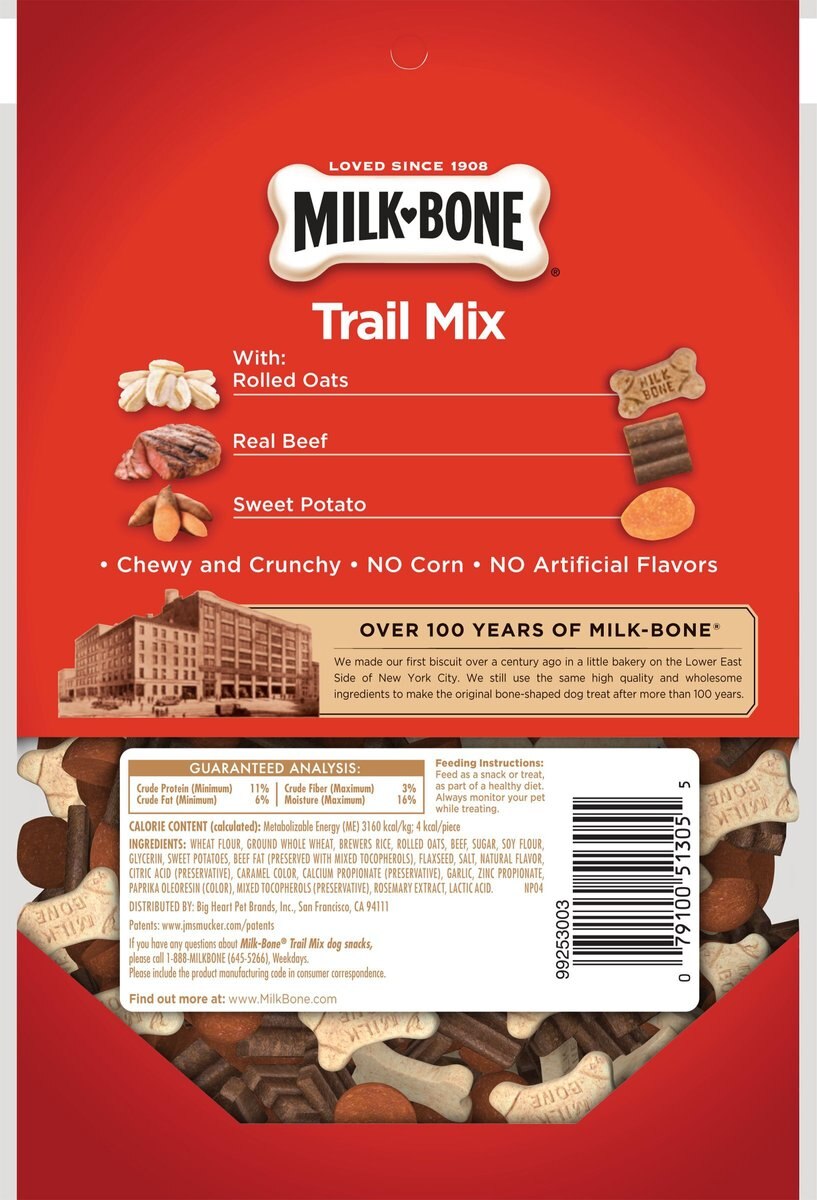 Milk-Bone Trail Mix with Real Beef and Sweet Potato Chewy and Crunchy Dog Treats