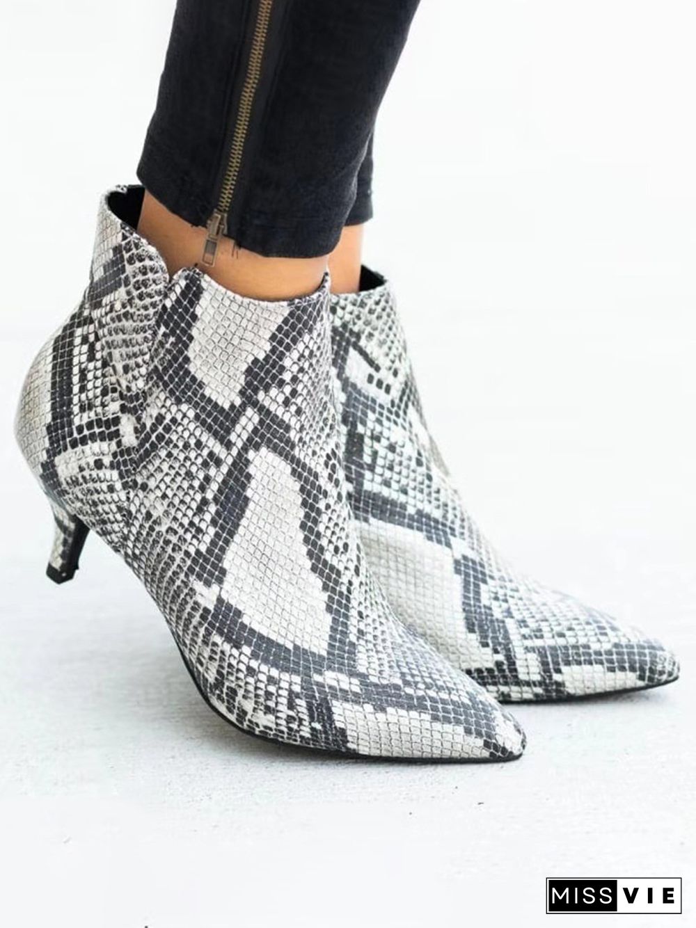 Leopard Snake Print Zipper Pointed Toe Ankle Boots