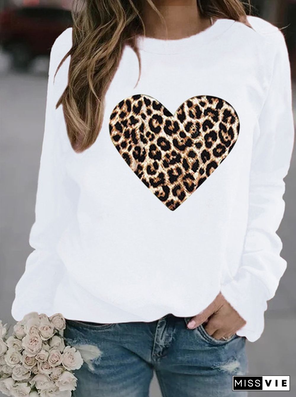 Winter Warm Women’s Fashion Long Sleeve Hoodies Casual Tops Round Neck Leopard Print Loose Pullover Sweatshirts