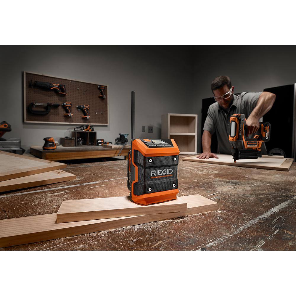 RIDGID 18V Cordless Combo Kit (6-Tool) with (1) 2.0 Ah Battery Charger and Tool Bag R9638SB2N