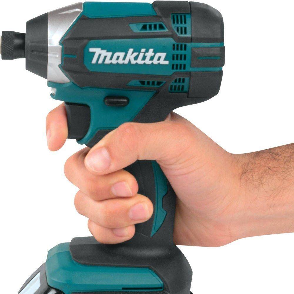 Makita 18V LXT Lithium-Ion Cordless Combo Kit (5-Tool) with (2) 3.0 Ah Batteries Rapid Charger and Tool Bag XT505