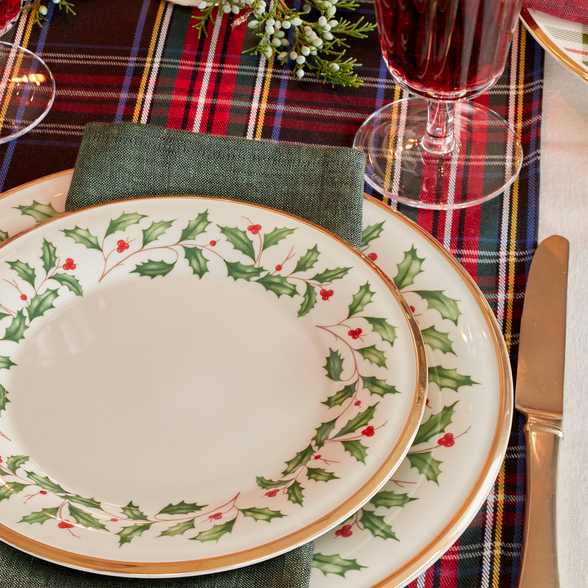 Holiday Dinner Plate Set, Buy 3 Get 6