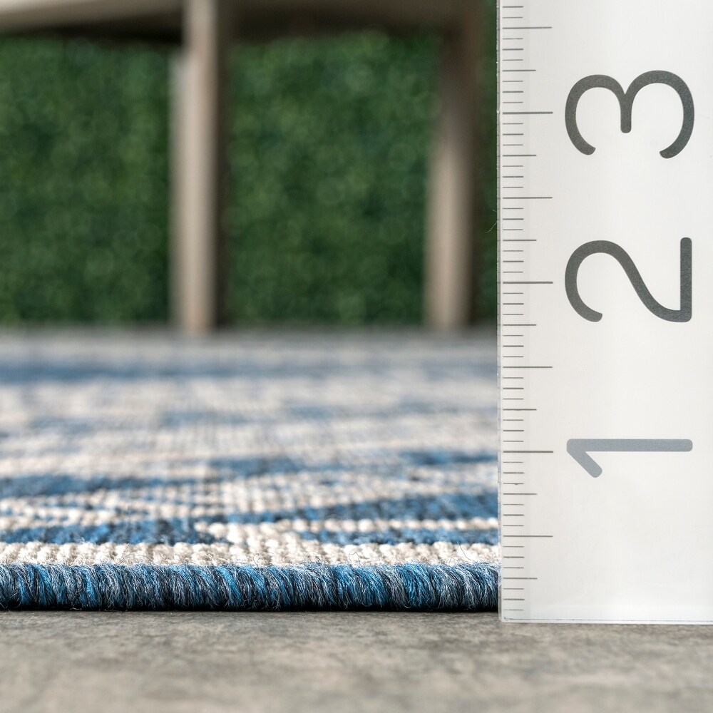 Brooklyn Rug Co Landry Aztec Indoor/Outdoor Area Rug