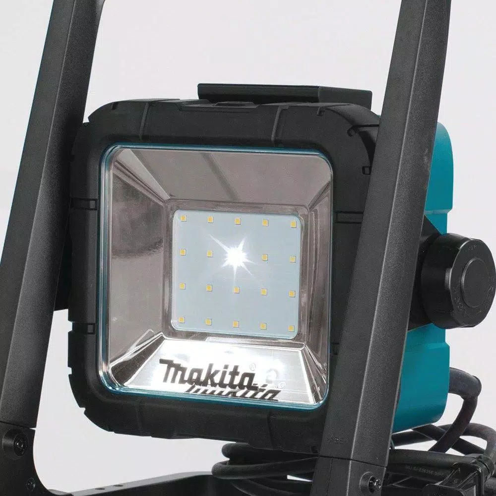 Makita 18-Volt LXT Lithium-Ion Cordless/Corded LED Flood Light and#8211; XDC Depot