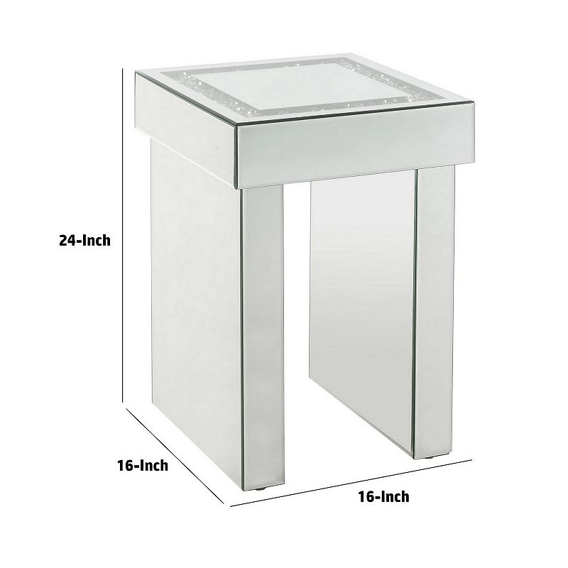 Noe 24 Inch Square End Accent Table， Mirrored， Faux Diamond Inlay， Silver