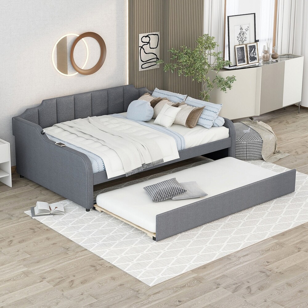 Full Size Grey Upholstered Daybed with Adjustable Trundle and USB Port