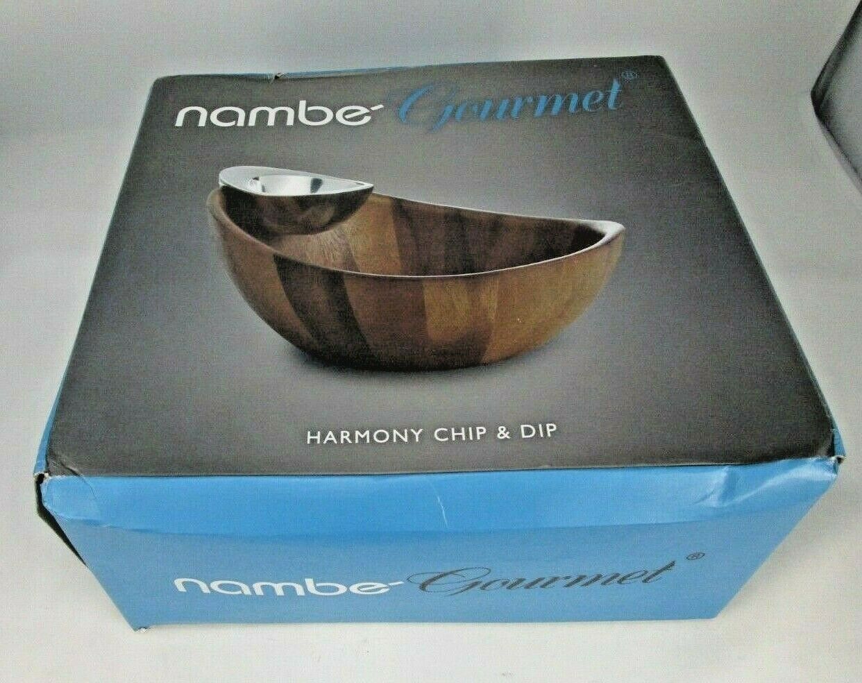 Nambe  Serveware Collection  Harmony Chip and Dip Bowl  Measures at 12