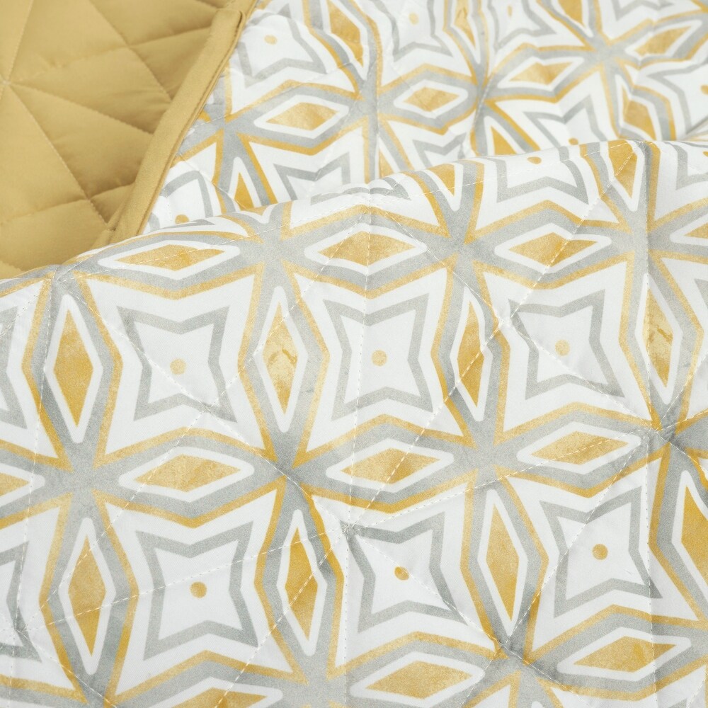 Lush Decor Mid Century Modern Geo Reversible 3 Piece Quilt Set