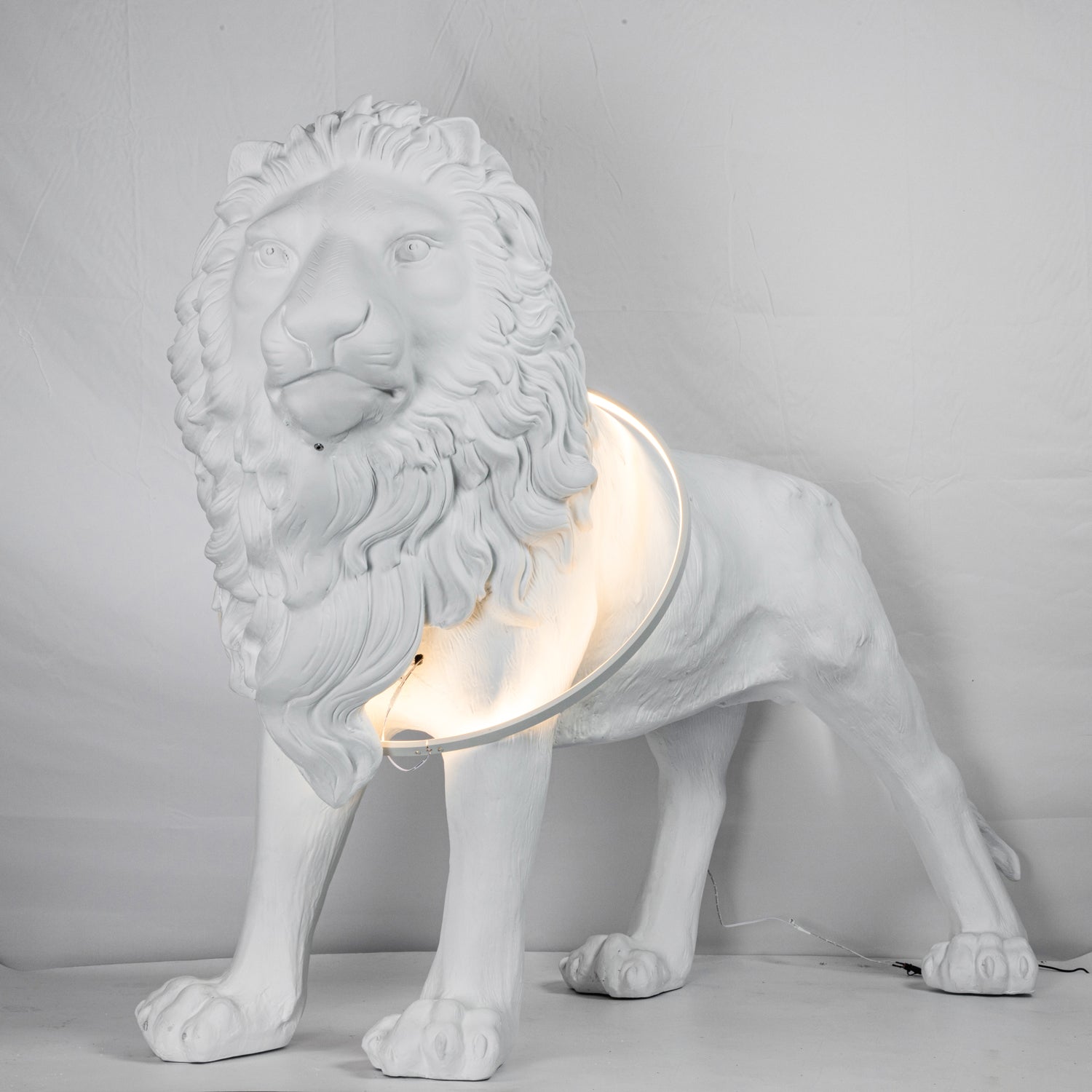 Leo Lion Sculpture Floor Lamp