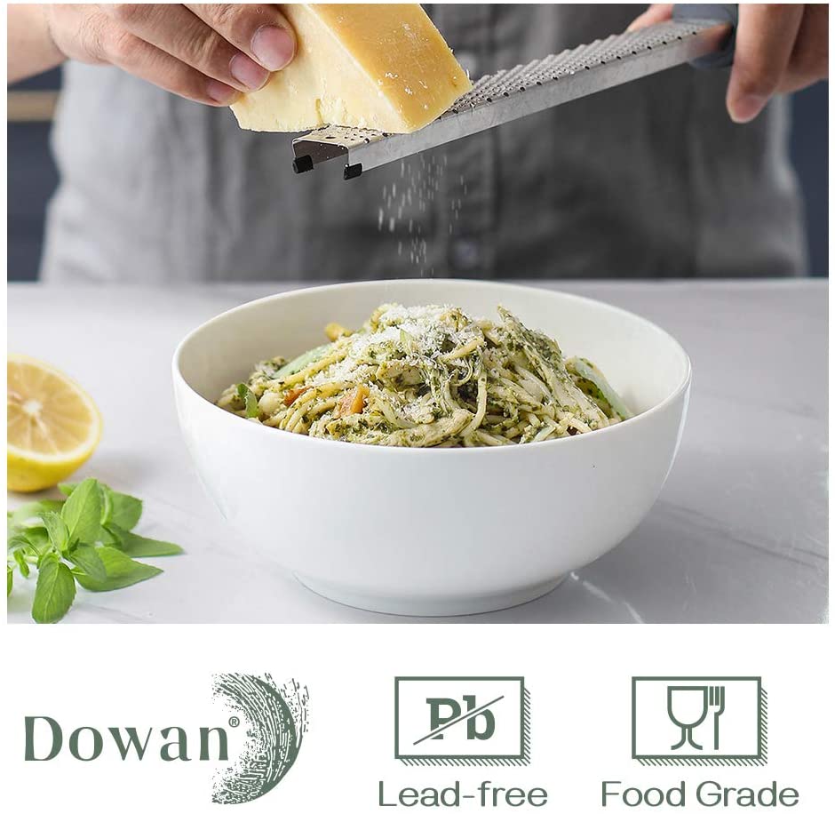 DOWAN 39 Ounce Porcelain Serving Bowls， Salad Bowls， 4 Packs， Soup Pasta Bowl Set， Chip Resistant Ceramic， Microwave and Dishwasher Safe， Stackable， 7 Inches， White