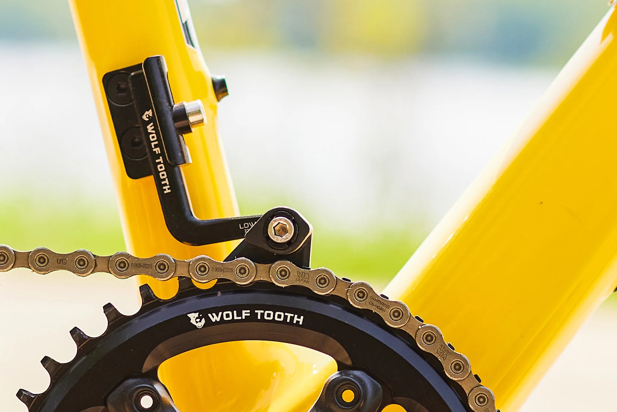 Wolf Tooth Components LoneWolf Aero Chainguide - Braze-On Mount