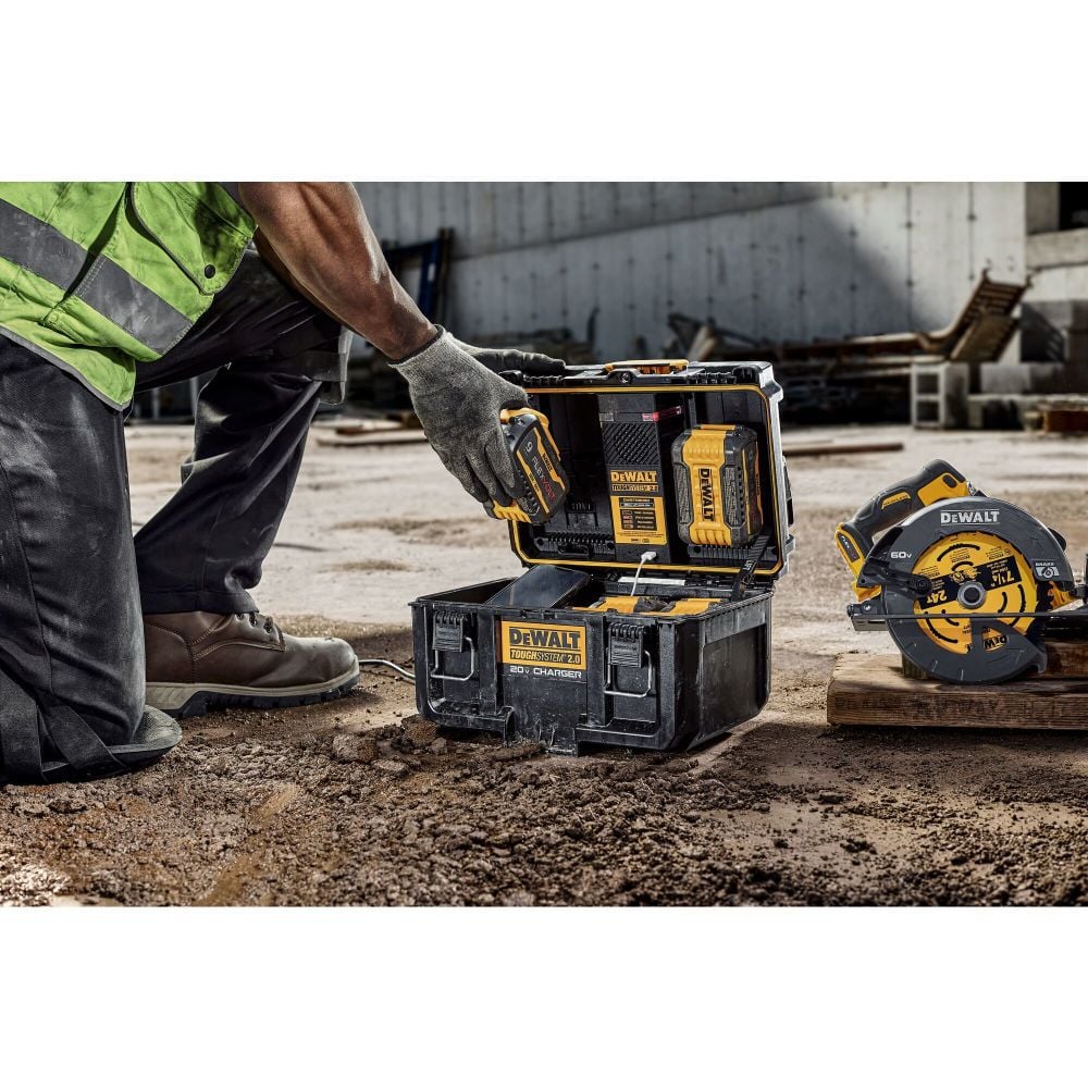 DEWALT TOUGHSYSTEM 2.0 20V Dual Port Charger DWST08050 from DEWALT