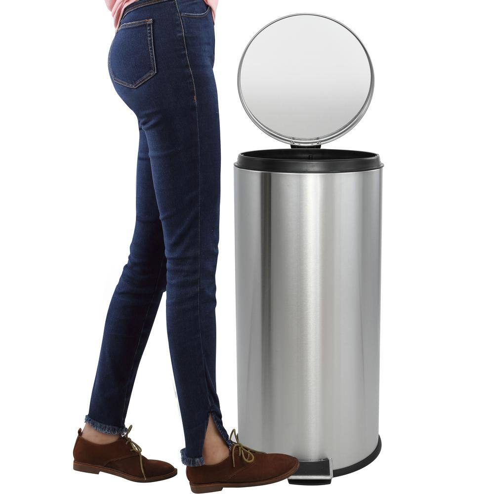 happimess Oscar 8 Gal. Step-Open Stainless Steel Trash Can with Free Mini Trash Can HPM1000A