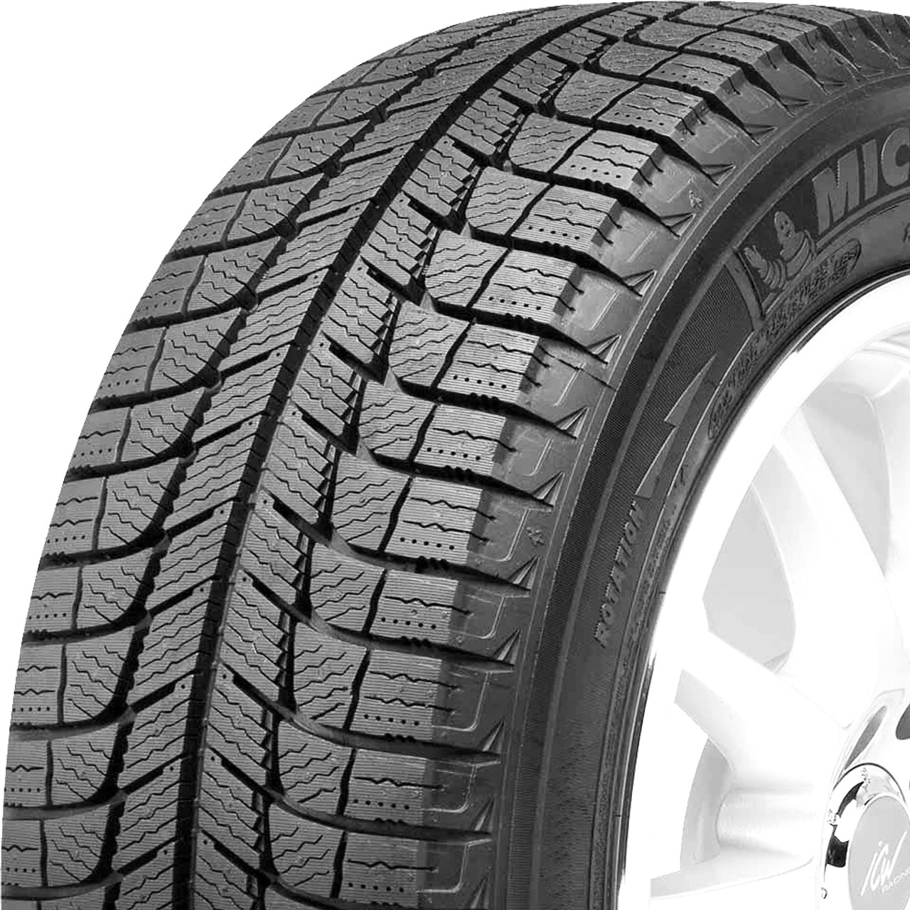 Michelin X-Ice Xi3 235