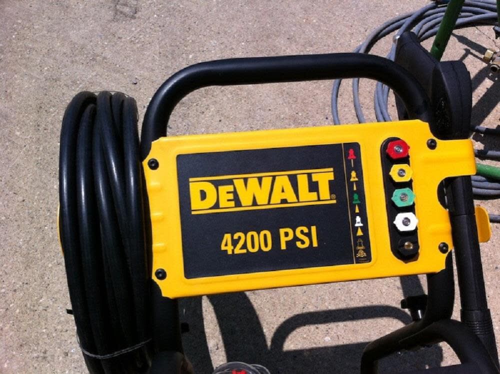 DW Gas Pressure Washer 4200 PSI @ 4.0 gpm Belt Drive 49 State Certified DXPW60606 from DW