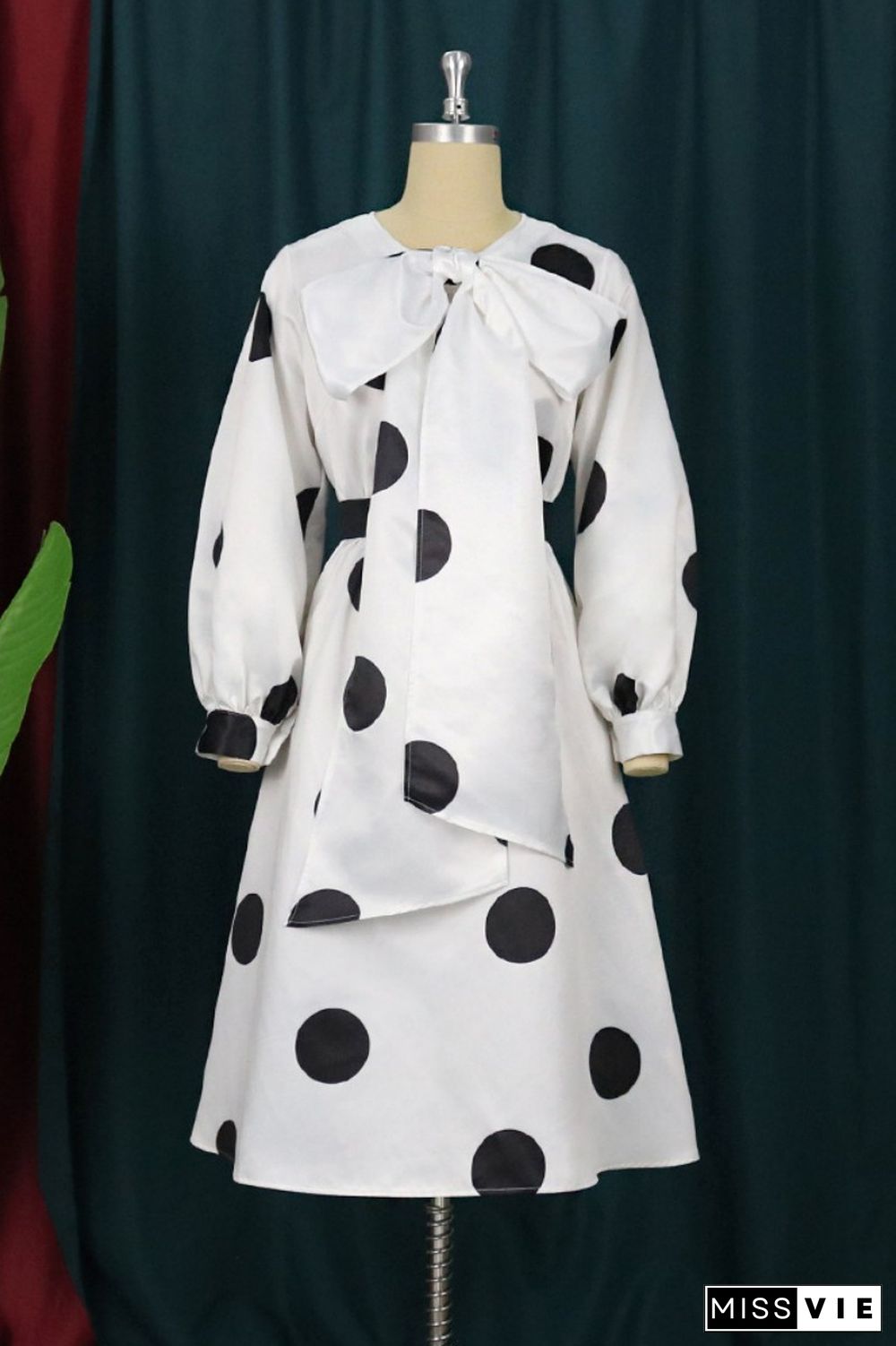 Casual Dot Print With Belt With Bow O Neck Long Sleeve Dresses