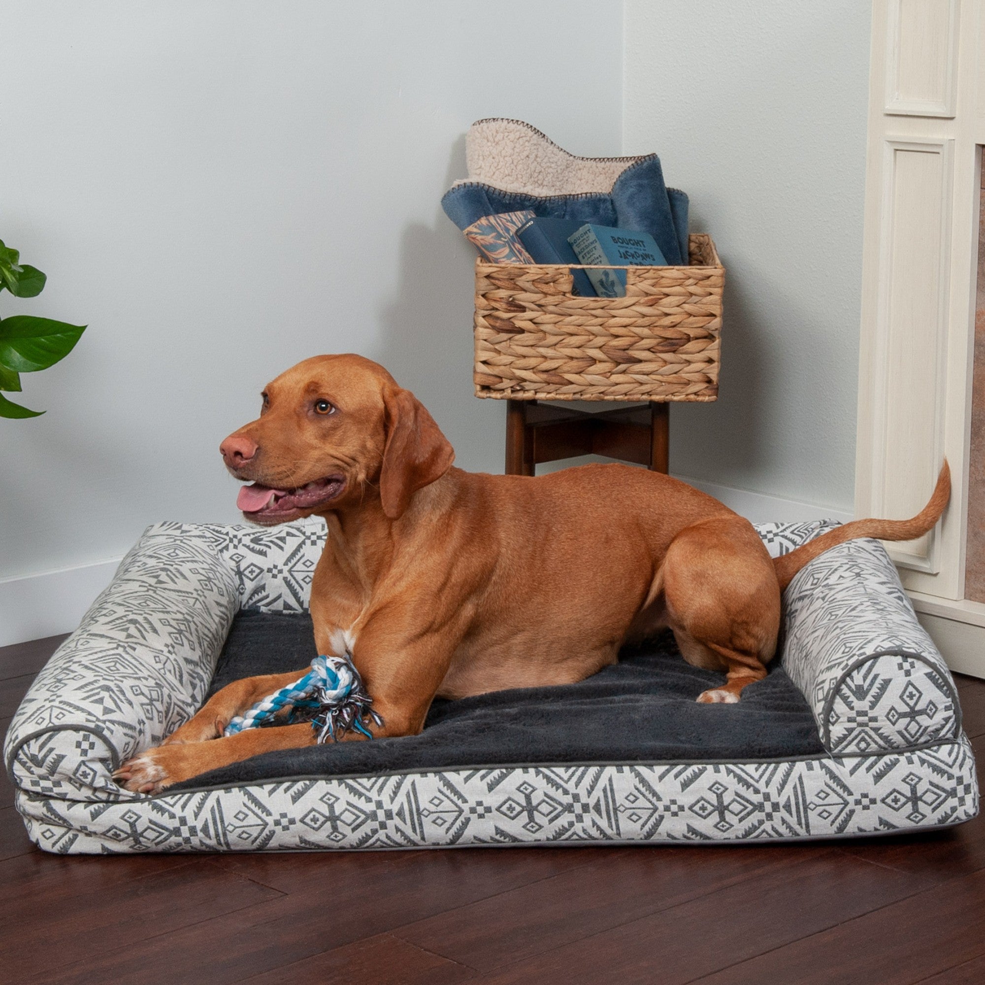 FurHaven Pet Products | Cooling Gel Memory Foam Orthopedic Southwest Kilim Sofa-Style Couch Pet Bed for Dogs and Cats， Boulder Gray， Large