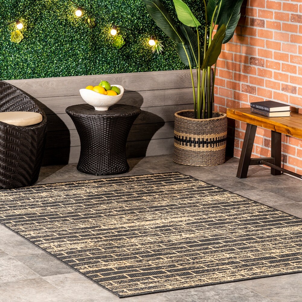 Brooklyn Rug Co Geometric Justina Abstract Brick Indoor/Outdoor Area Rug