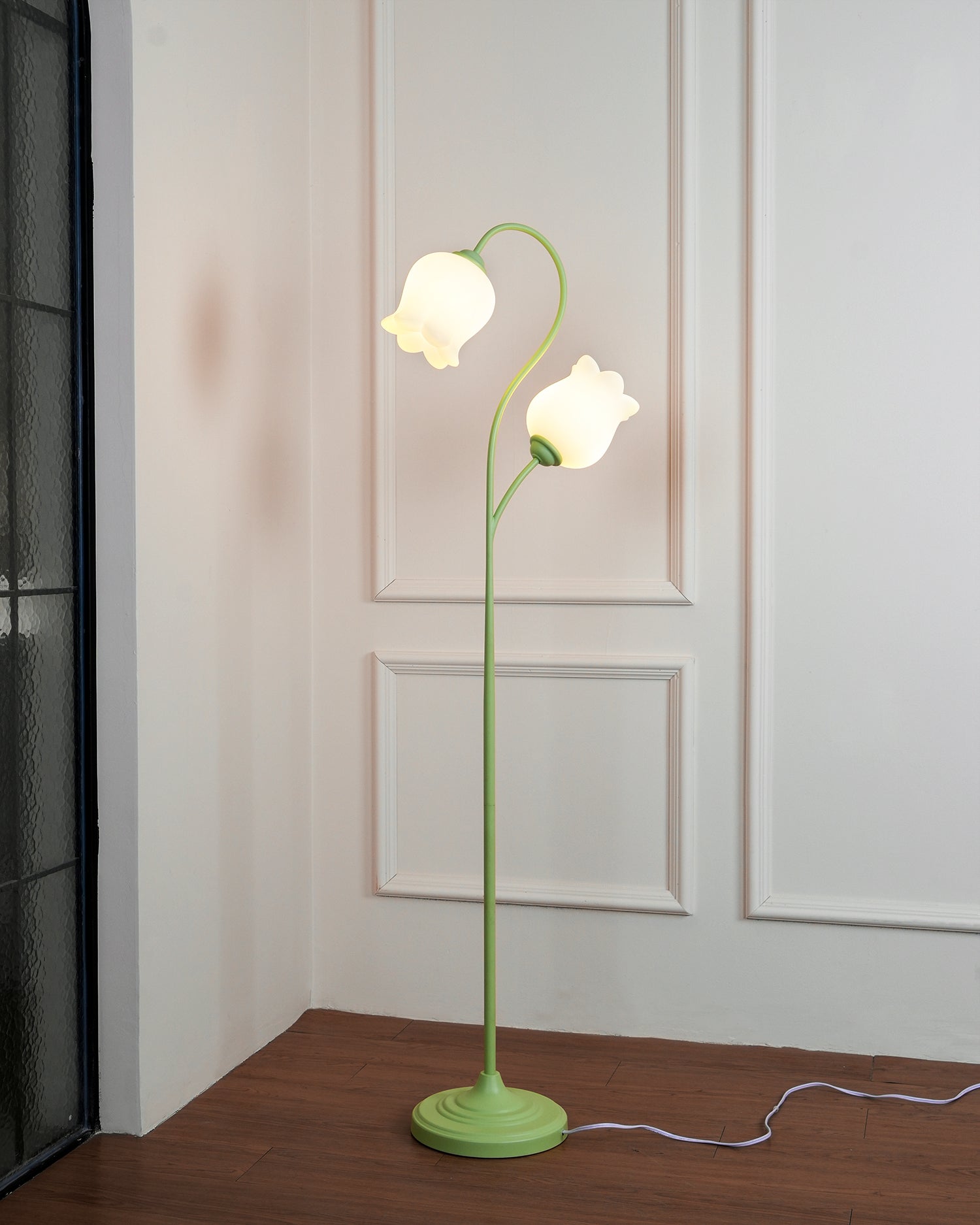 Lilium Floor Lamp