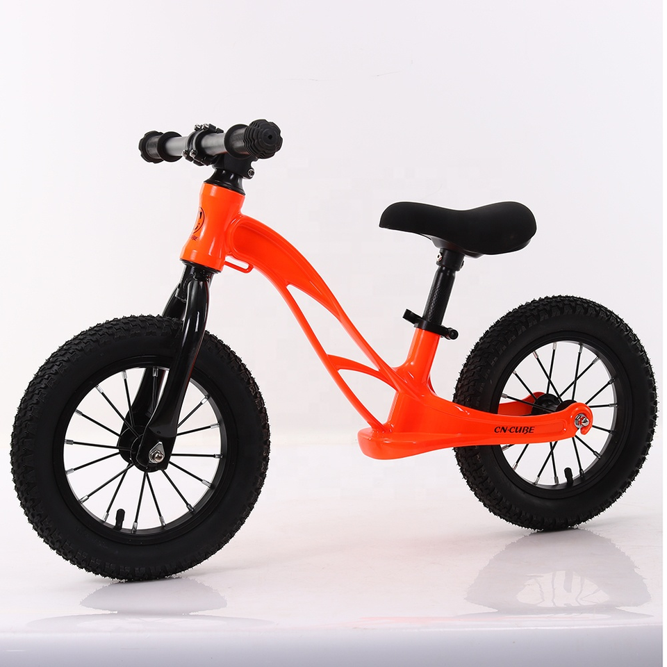 2021 Toddler Magnesium oy Balance Bike/kids Push Balance Bicycle/child 12 Inch Plastic Wheel Mini Cheap Balance Cycle