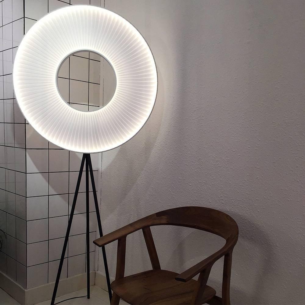 Iris Floor Lamp