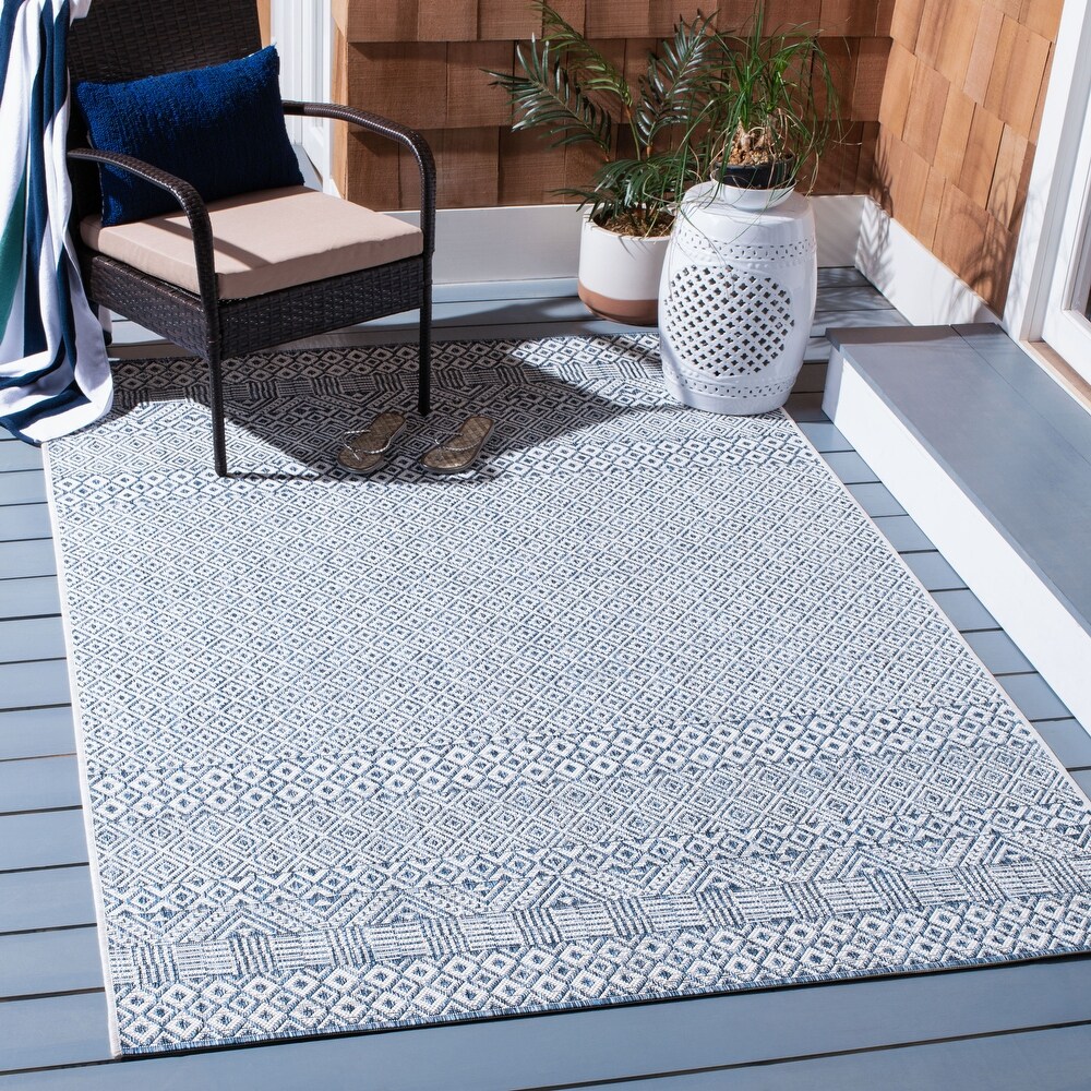 SAFAVIEH Courtyard Terezija Indoor/ Outdoor Waterproof Patio Backyard Rug