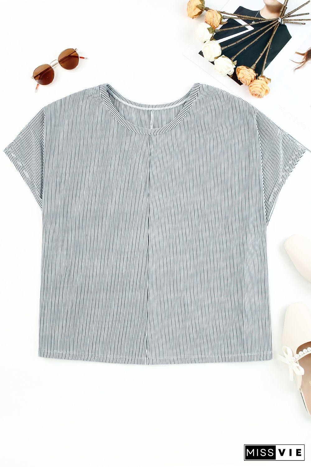 Gray Ribbed Knit Round Neck Relaxed Tee