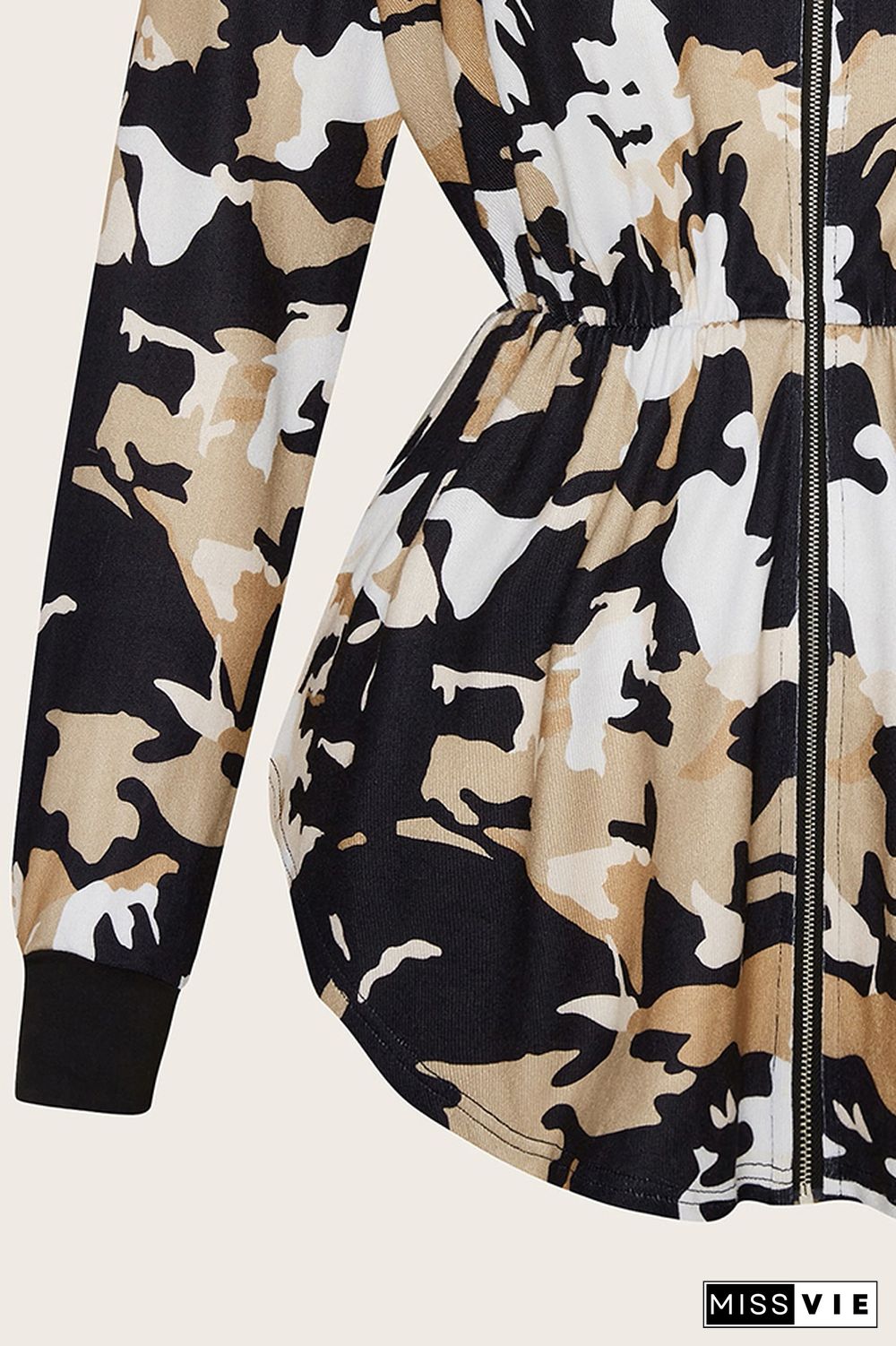 Plus Size Camo Zipper Jacket