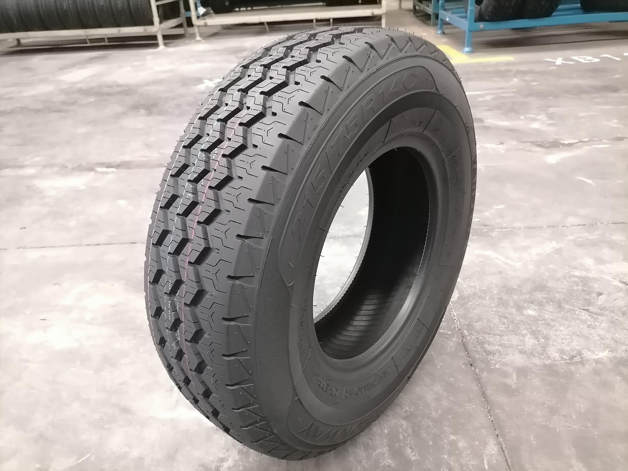 commercial wheels   tires 28540r22 17565r14 265 65 r17 195 65 r15 18 inch wheels hilo fronway car tire brand with low price