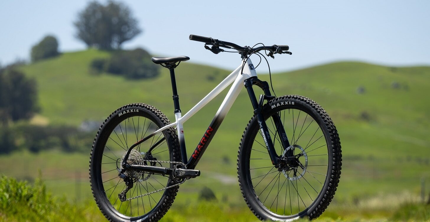 Marin San Quentin 3 29 - White-Black - 2024