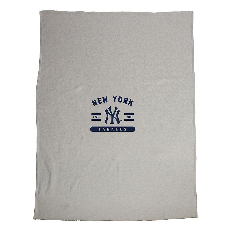 New York Yankees 54'' x 84'' Sweatshirt Blanket