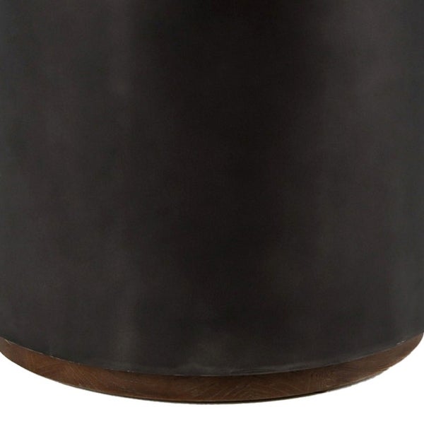 Jenny 24 Inch Round Drum Wood End Table， Metal Panels， Black， Brown