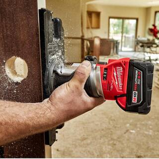 MW M18 FUEL 18V Lithium-Ion Brushless Cordless Compact Router w Compact Router Plunge Base 2723-20-48-10-5601